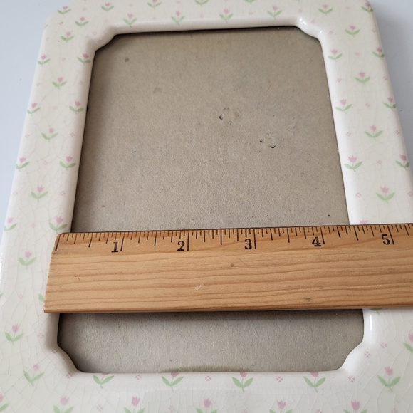 Vintage Ceramic Picture Frame with Floral Pattern - Picture 12 of 13